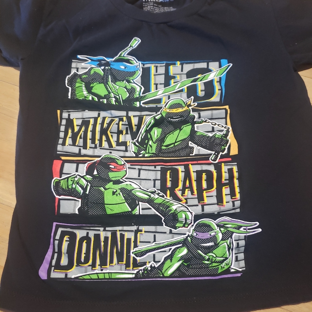 TMNT T-shirt